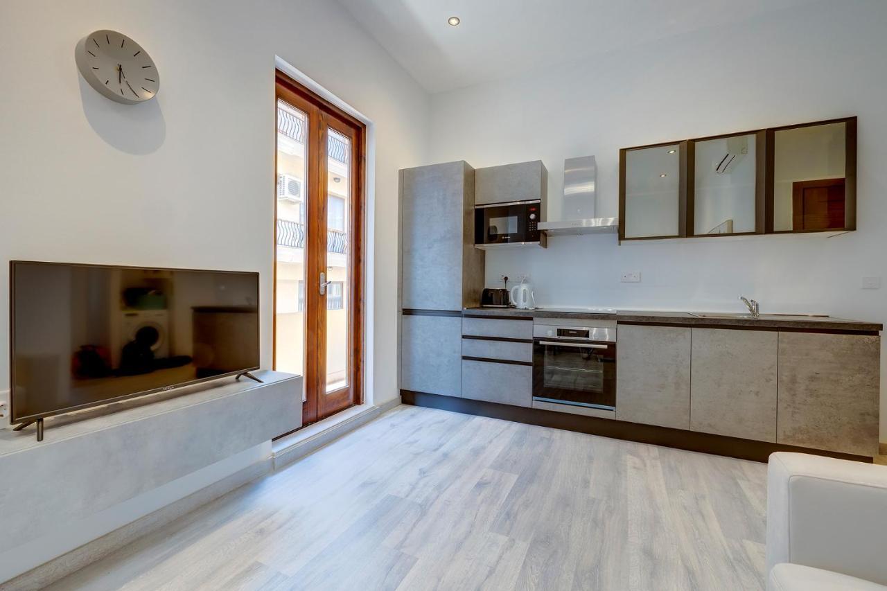 Modern Apartment In The Best Area Of Sliema Bagian luar foto