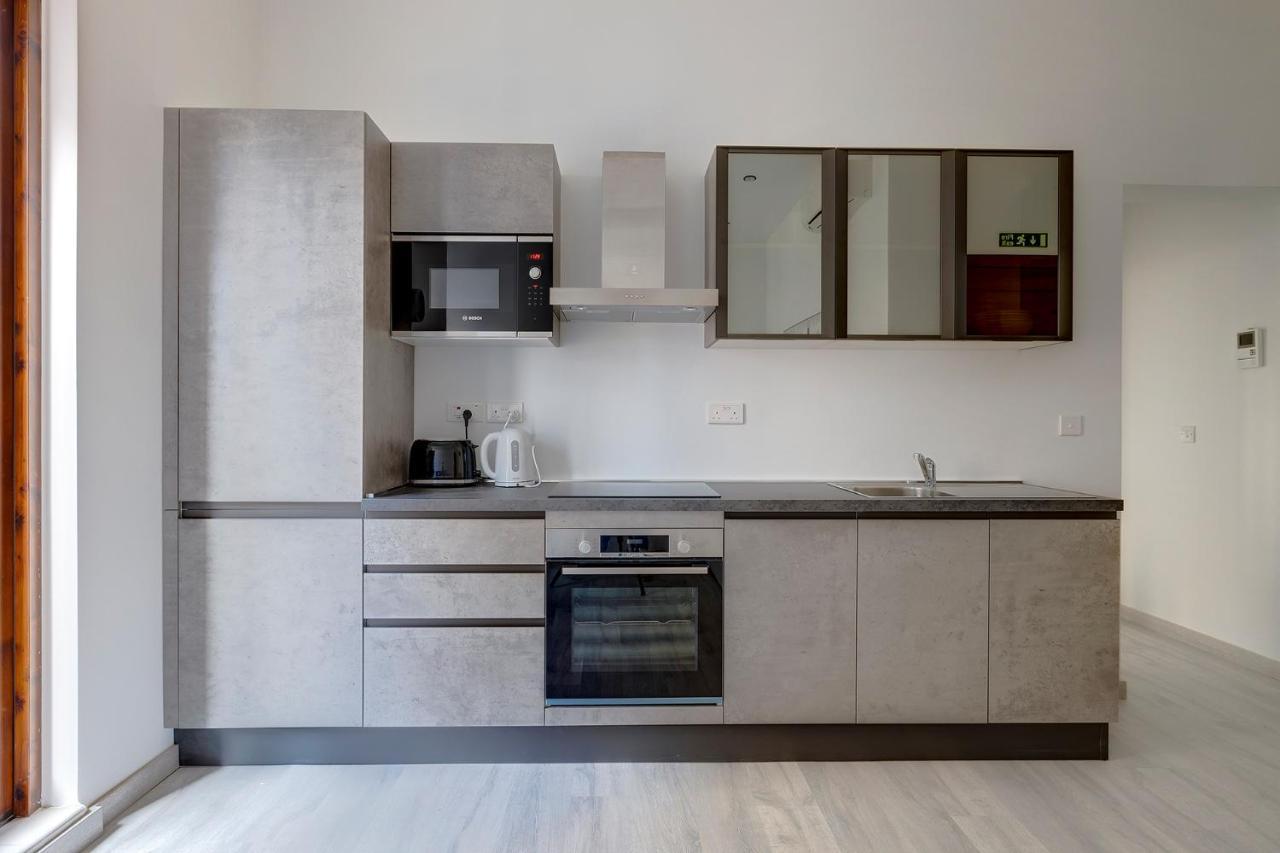 Modern Apartment In The Best Area Of Sliema Bagian luar foto